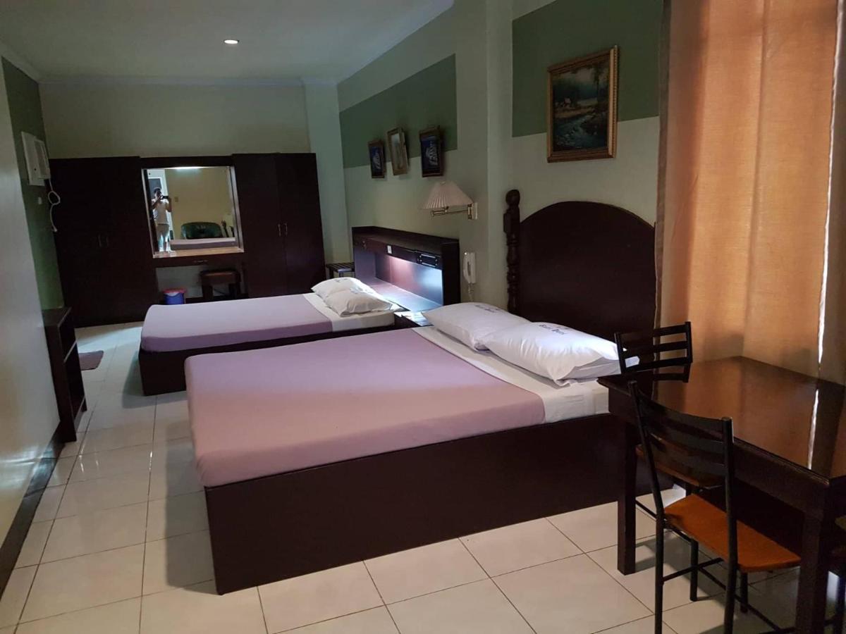 Rolet Hotel Catbalogan Buitenkant foto