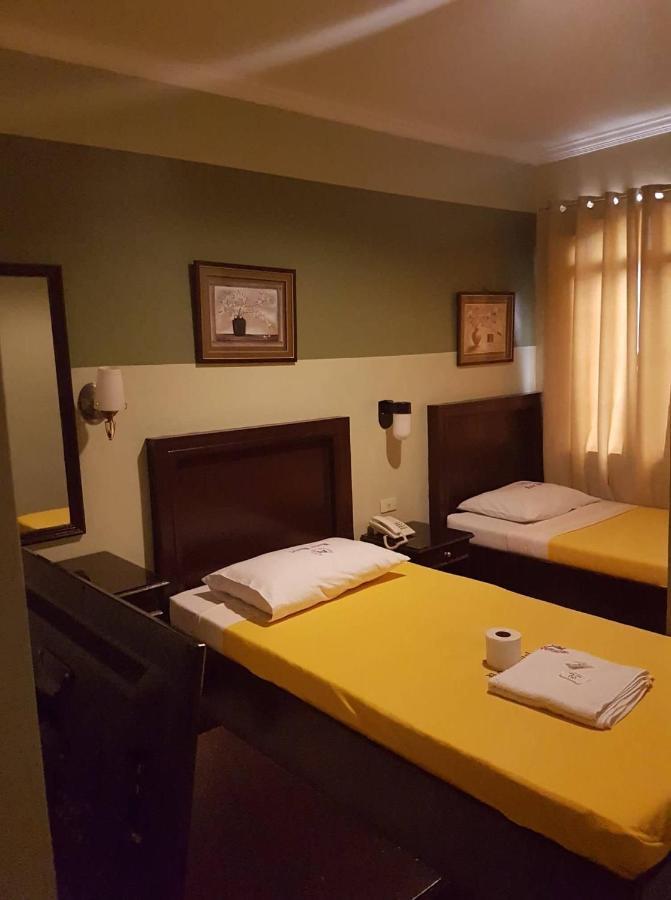 Rolet Hotel Catbalogan Buitenkant foto